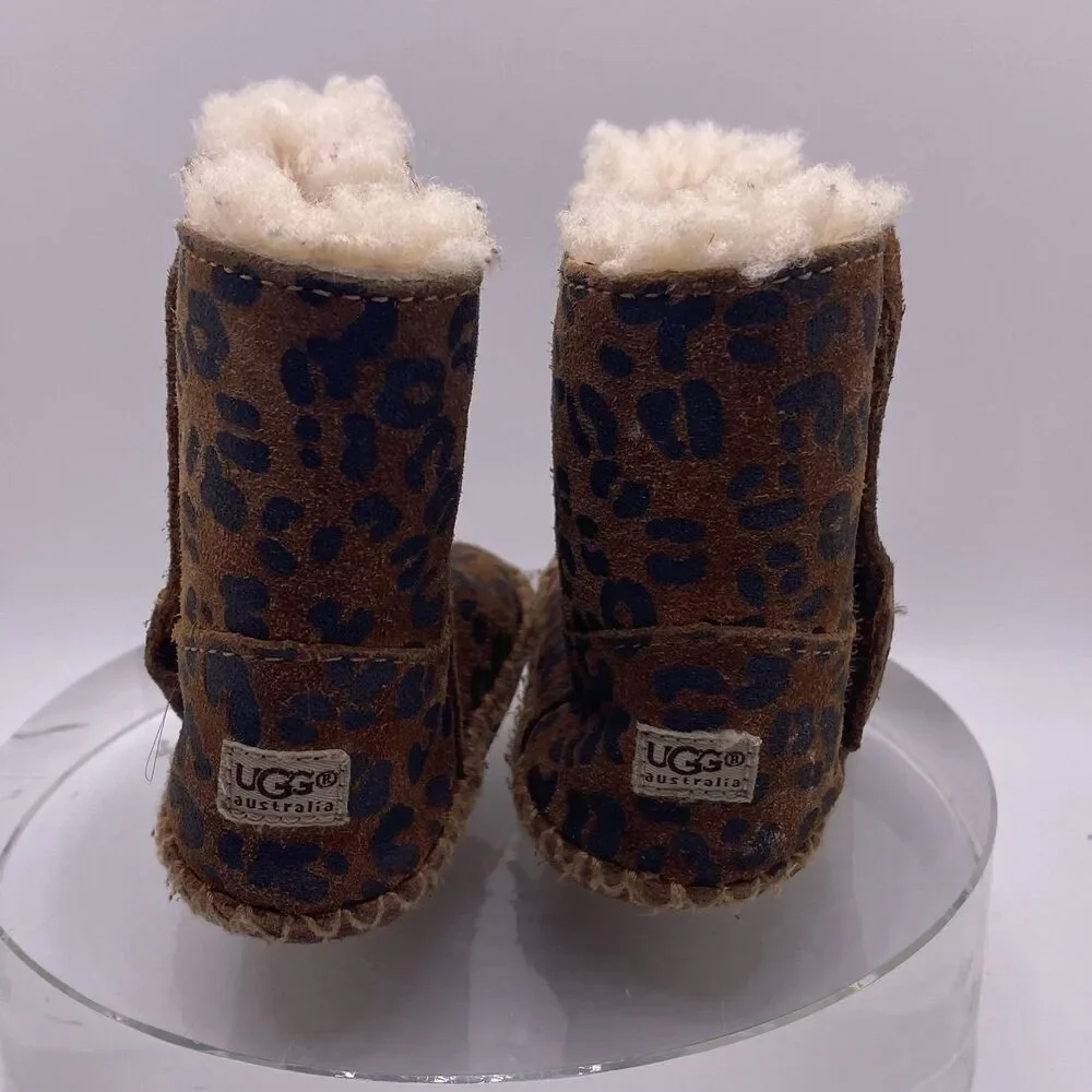 UGG Baby Cassie Leopard Crib Style Size 0/1